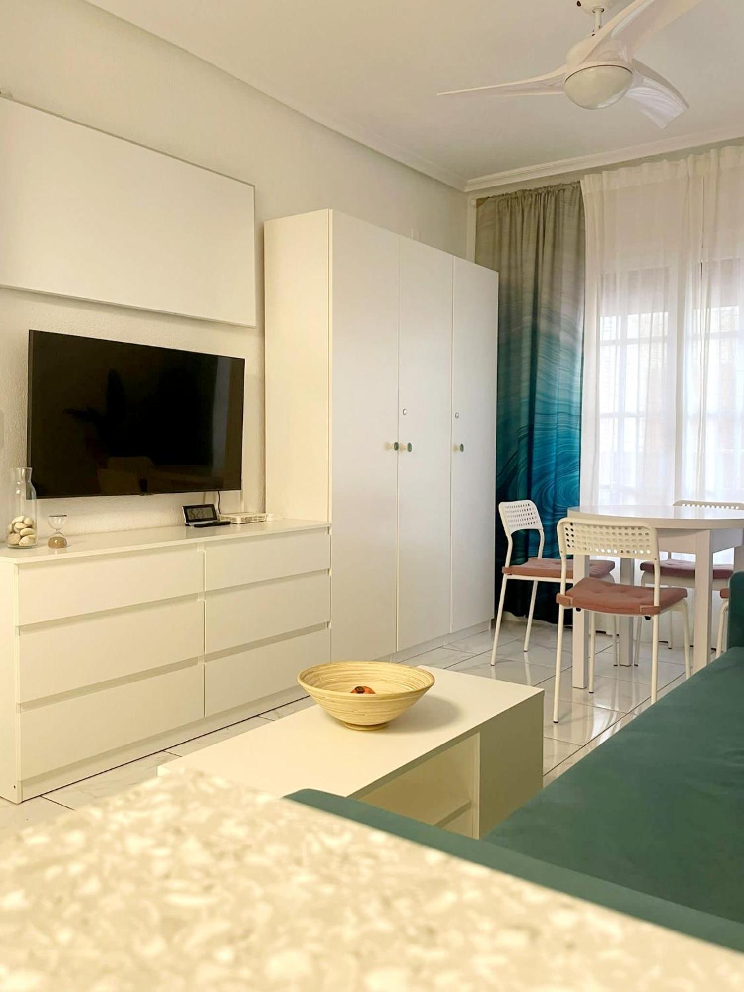 Apartament Casa Milo Playa Los Locos Торрев'єха Екстер'єр фото